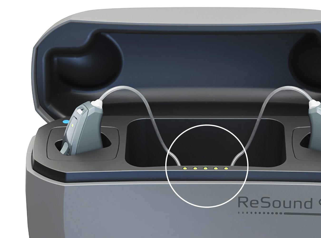 ReSound LiNX Quattro oplader, der viser batteristatus